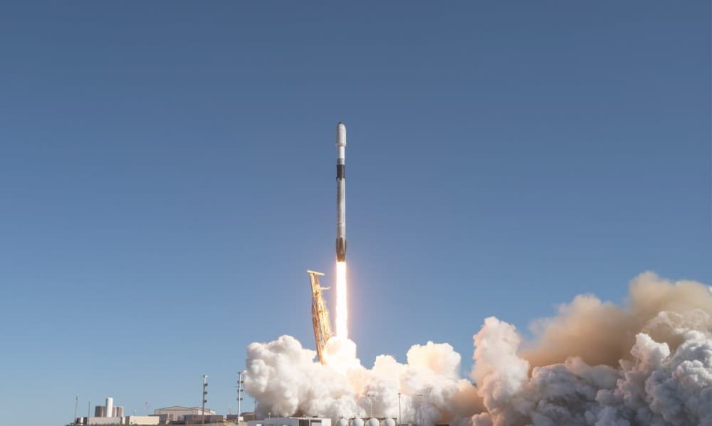 Constellr successfully launches their first satellite, SkyBee1
